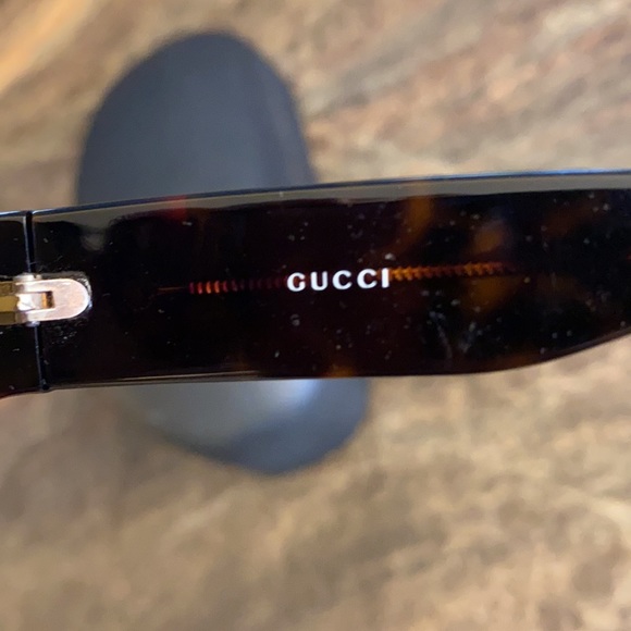 Woman’s sunglasses - Picture 3 of 6